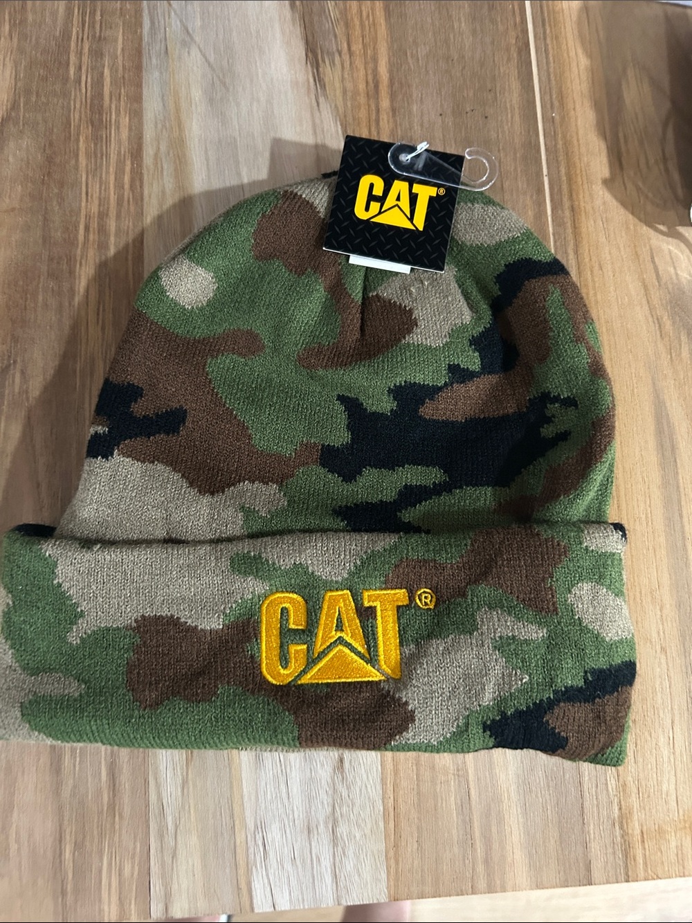 CAT Caterpillar Camouflage Knit Beanie Hat - Green Camo New